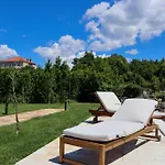 Godimento Vendégház 3*