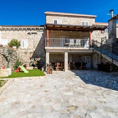 Guest house Godimento 3*